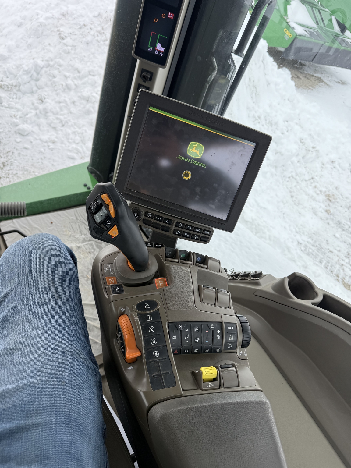 2021 John Deere 8RT 370 Image 26