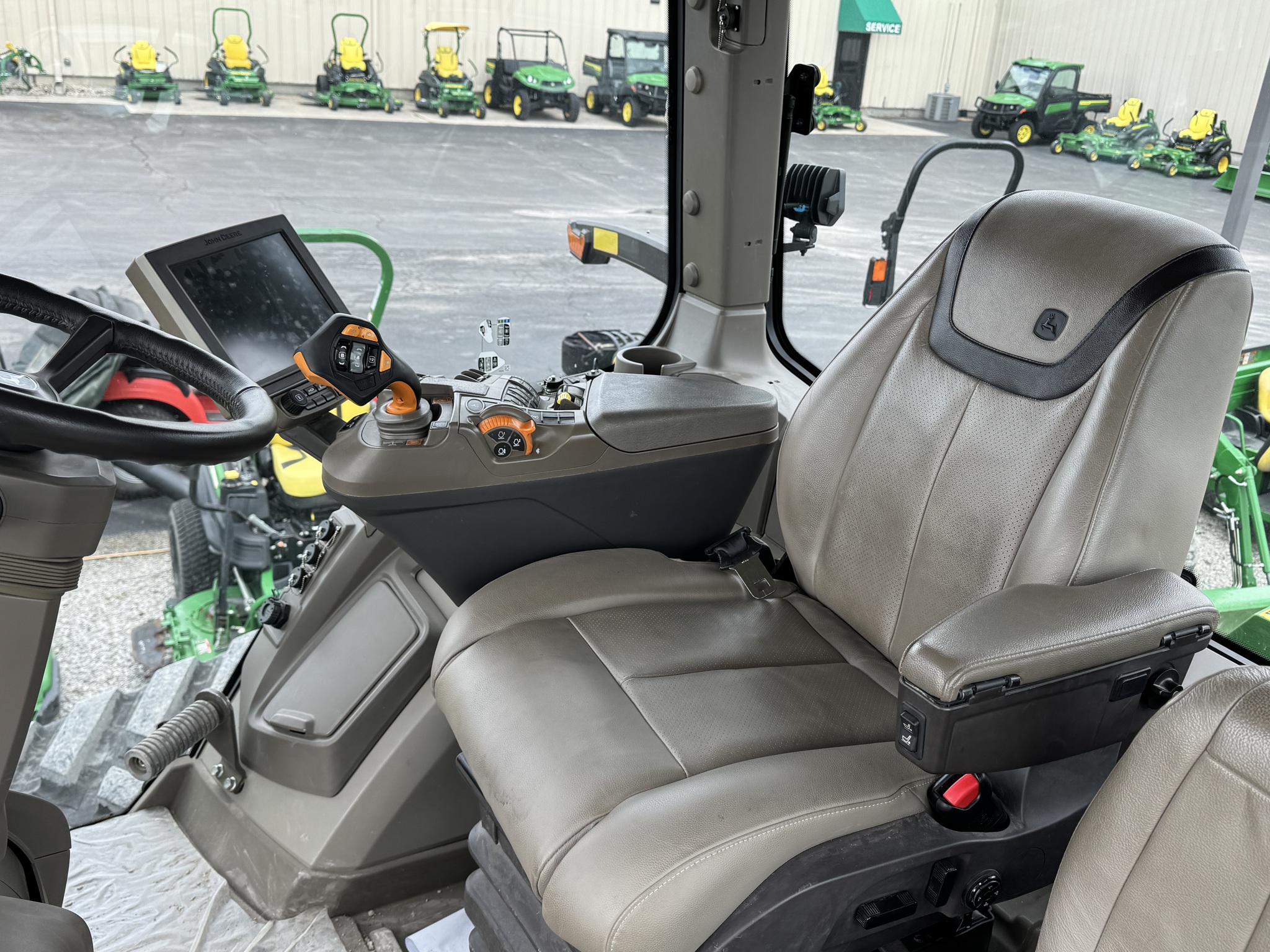 2021 John Deere 8RT 370 Image 8