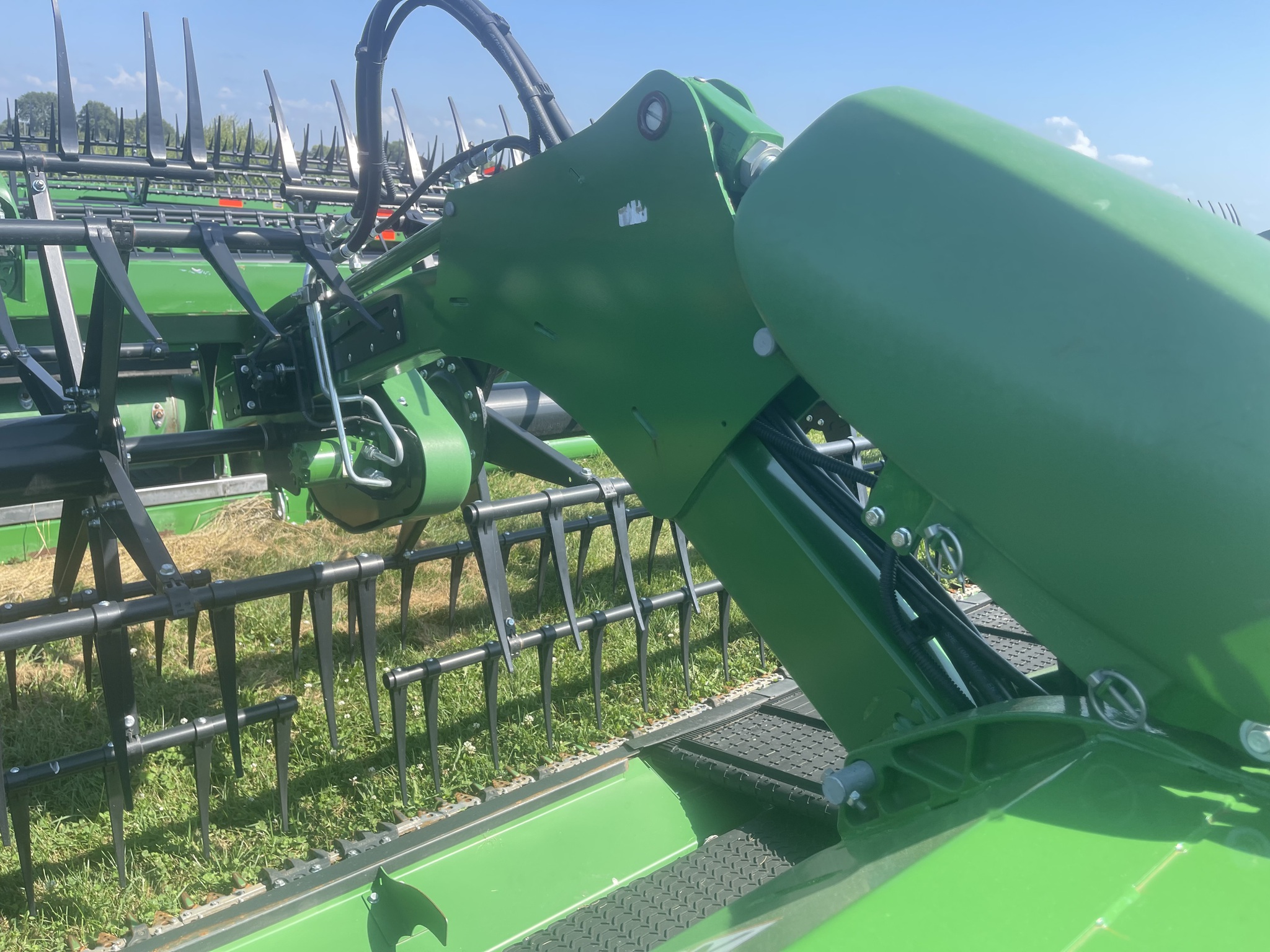  2023 John Deere RD40F at Heritage Tractor in Monmouth, IL