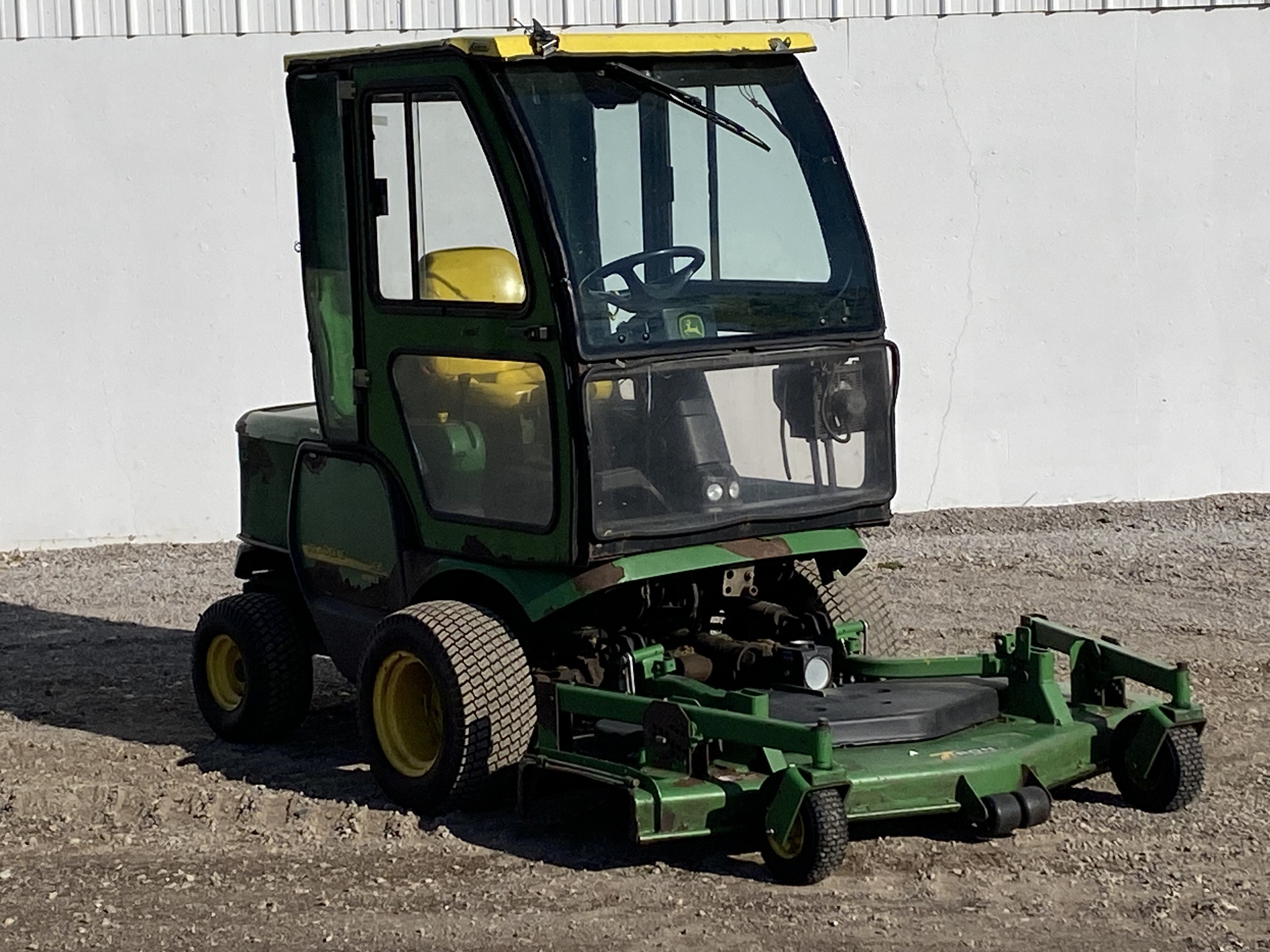 2004 John Deere 1435 Image 1