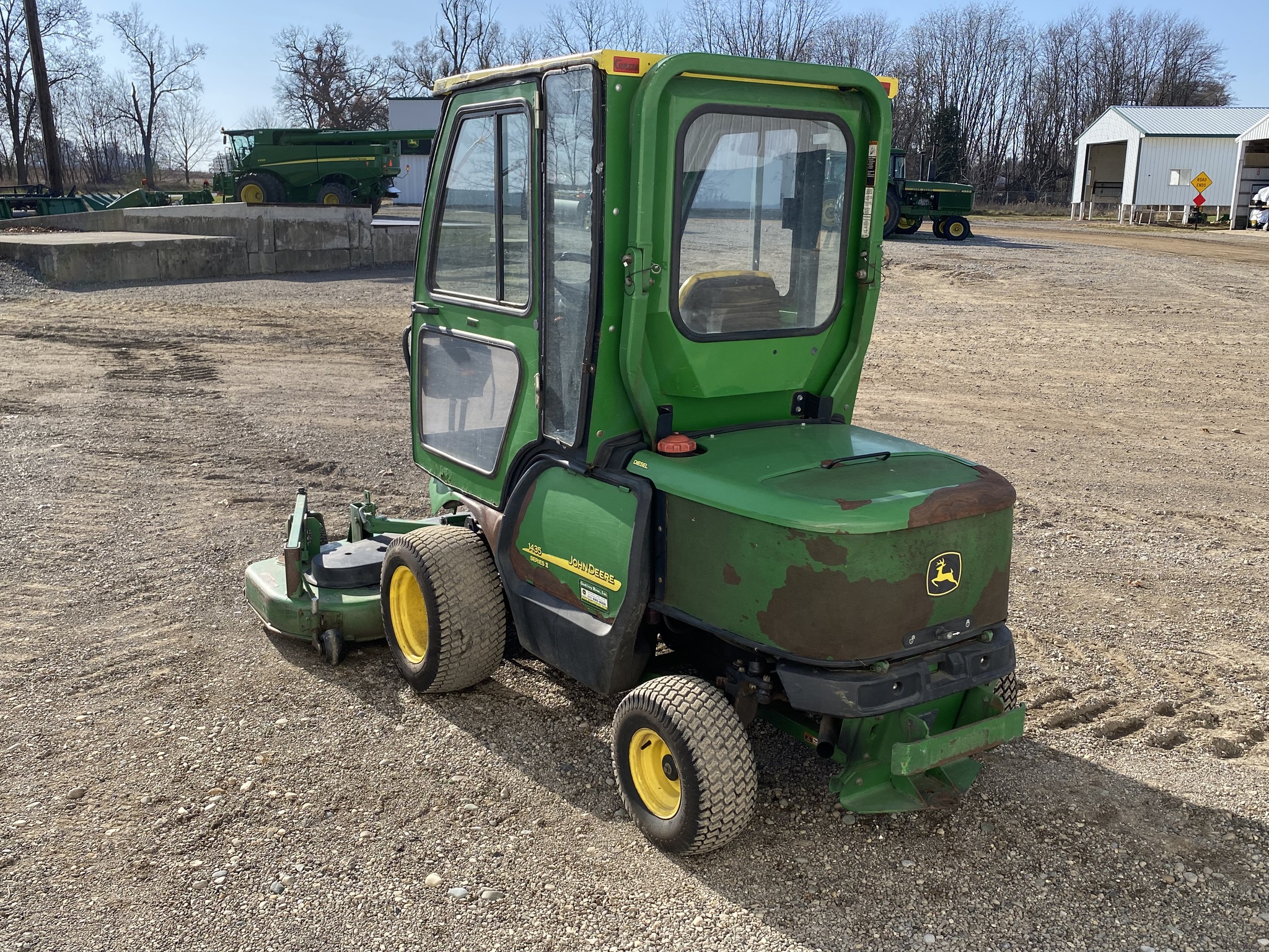 2004 John Deere 1435 Image 5