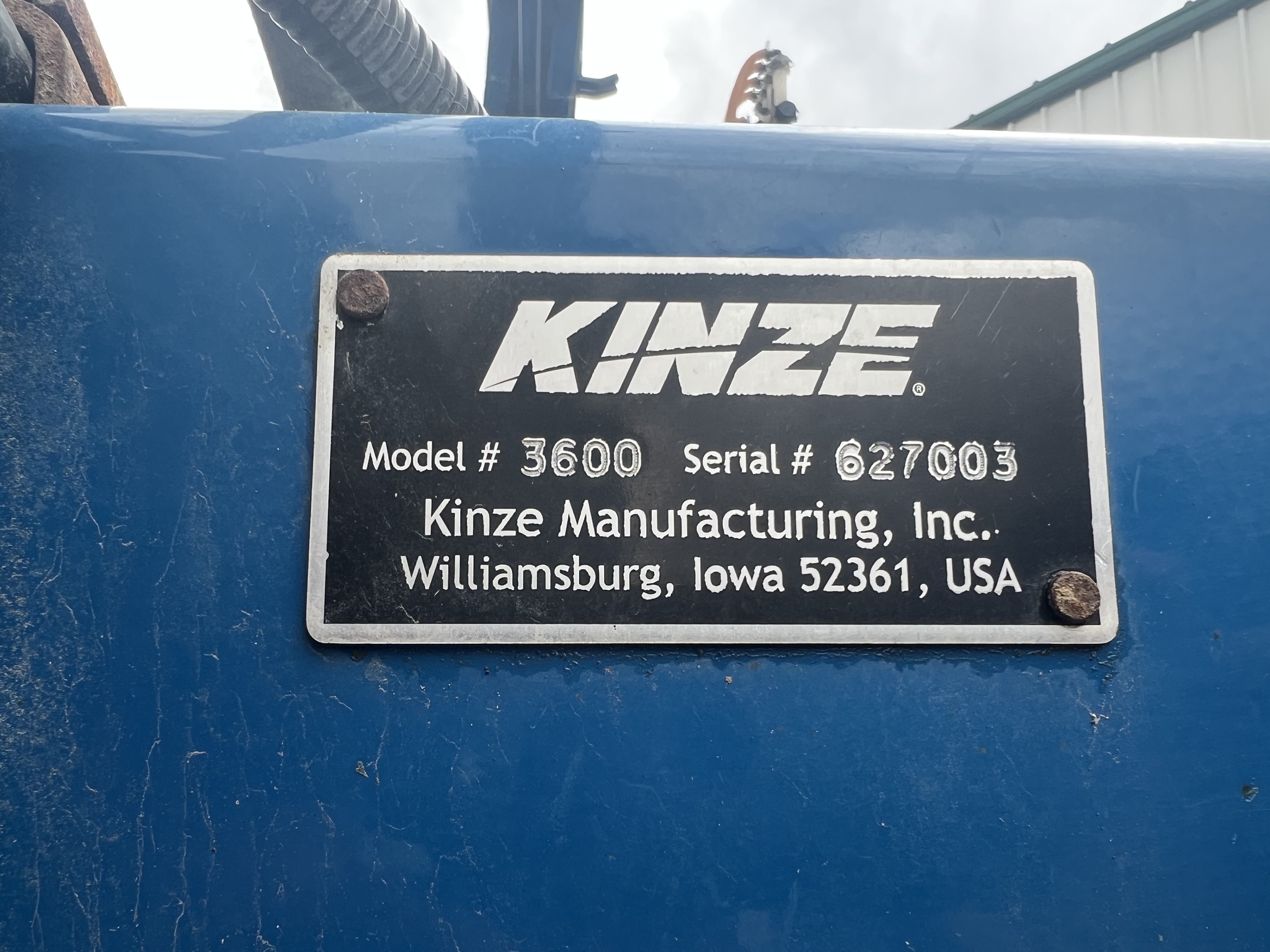 2013 Kinze 3600 Image 7