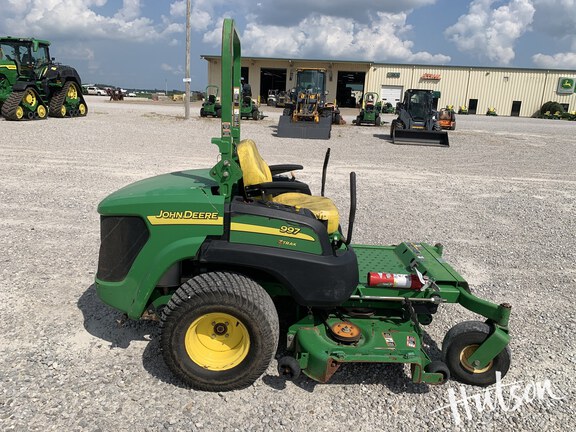 Photo of 2016 John Deere 997