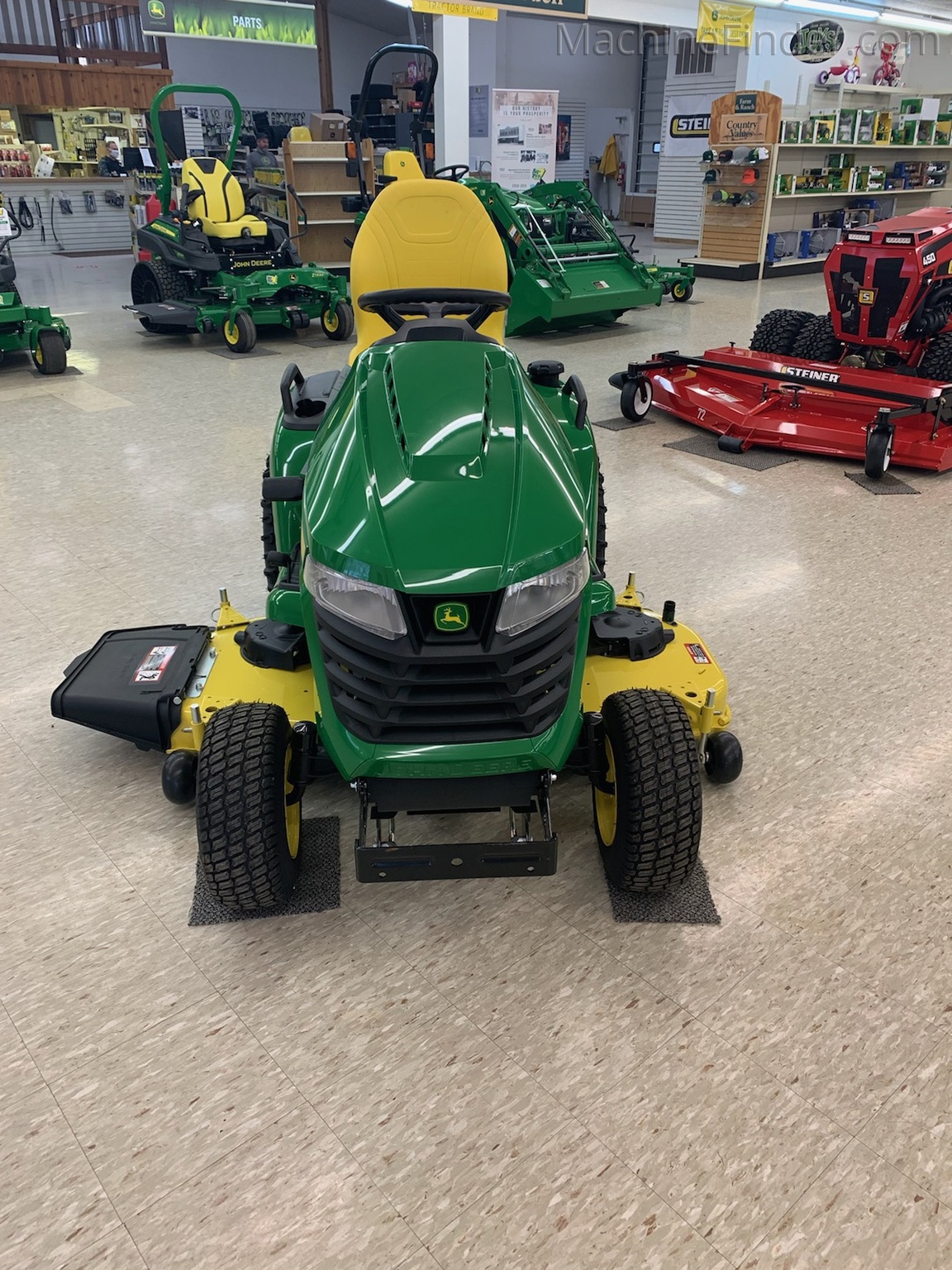 2025 John Deere X590 Image 2