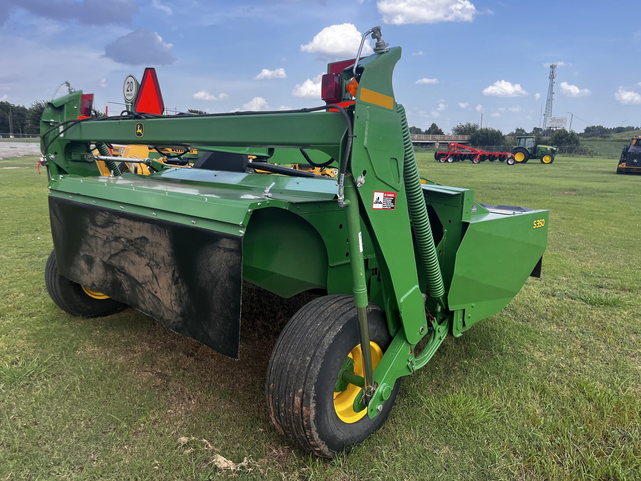 2023 John Deere S350 Image 7