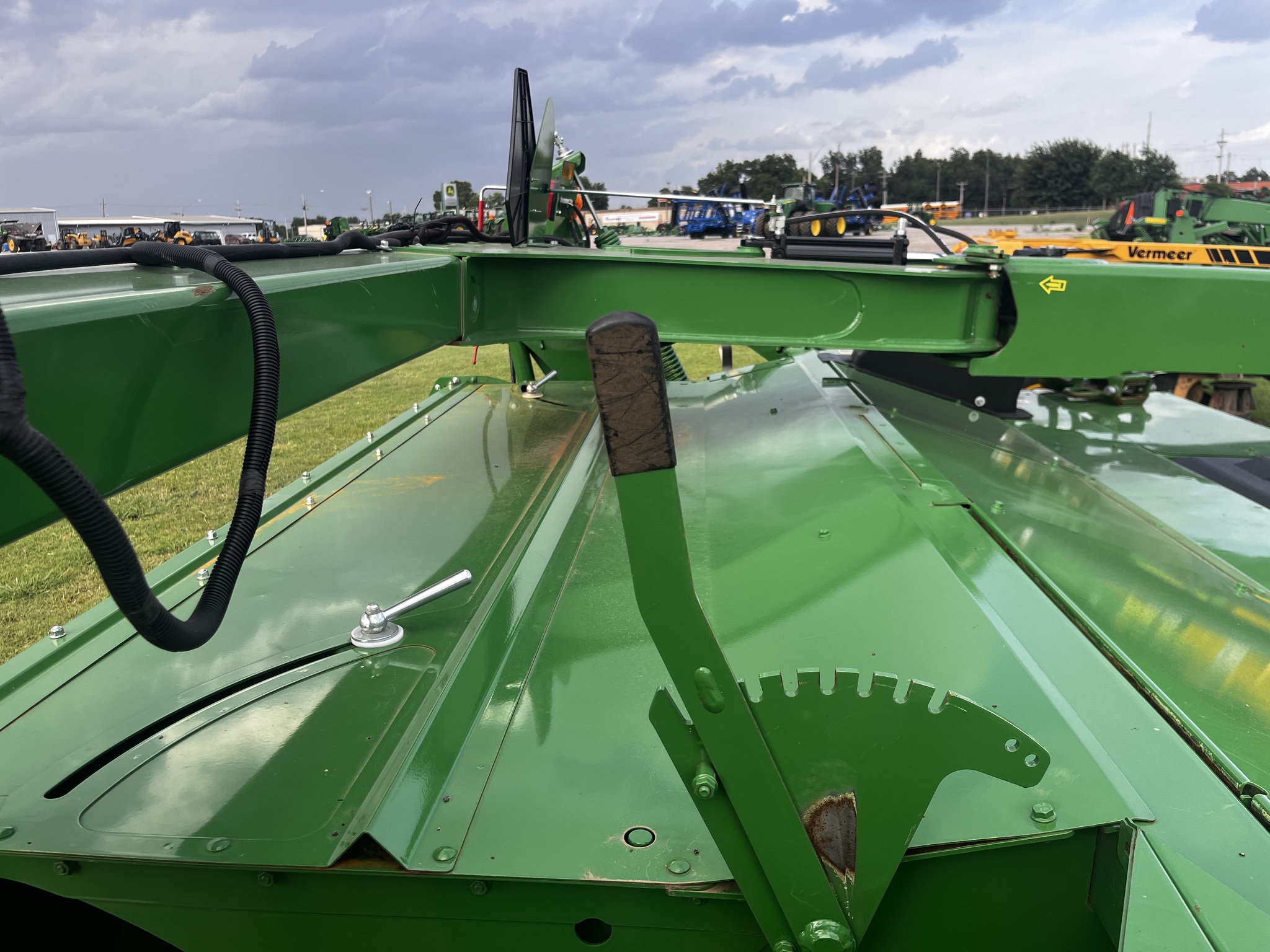 2023 John Deere S350 Image 5