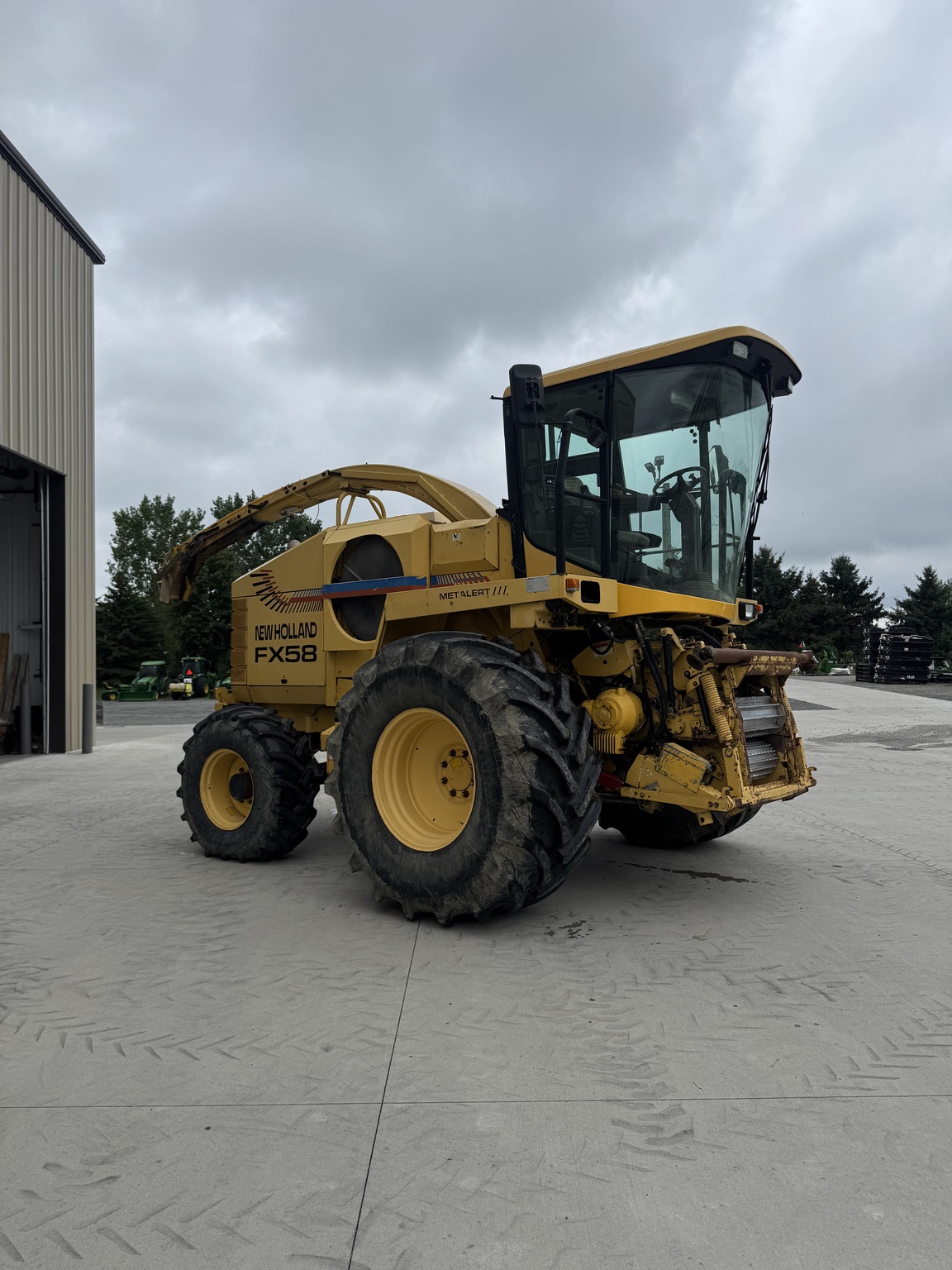 2000 New Holland FX58 Image 23