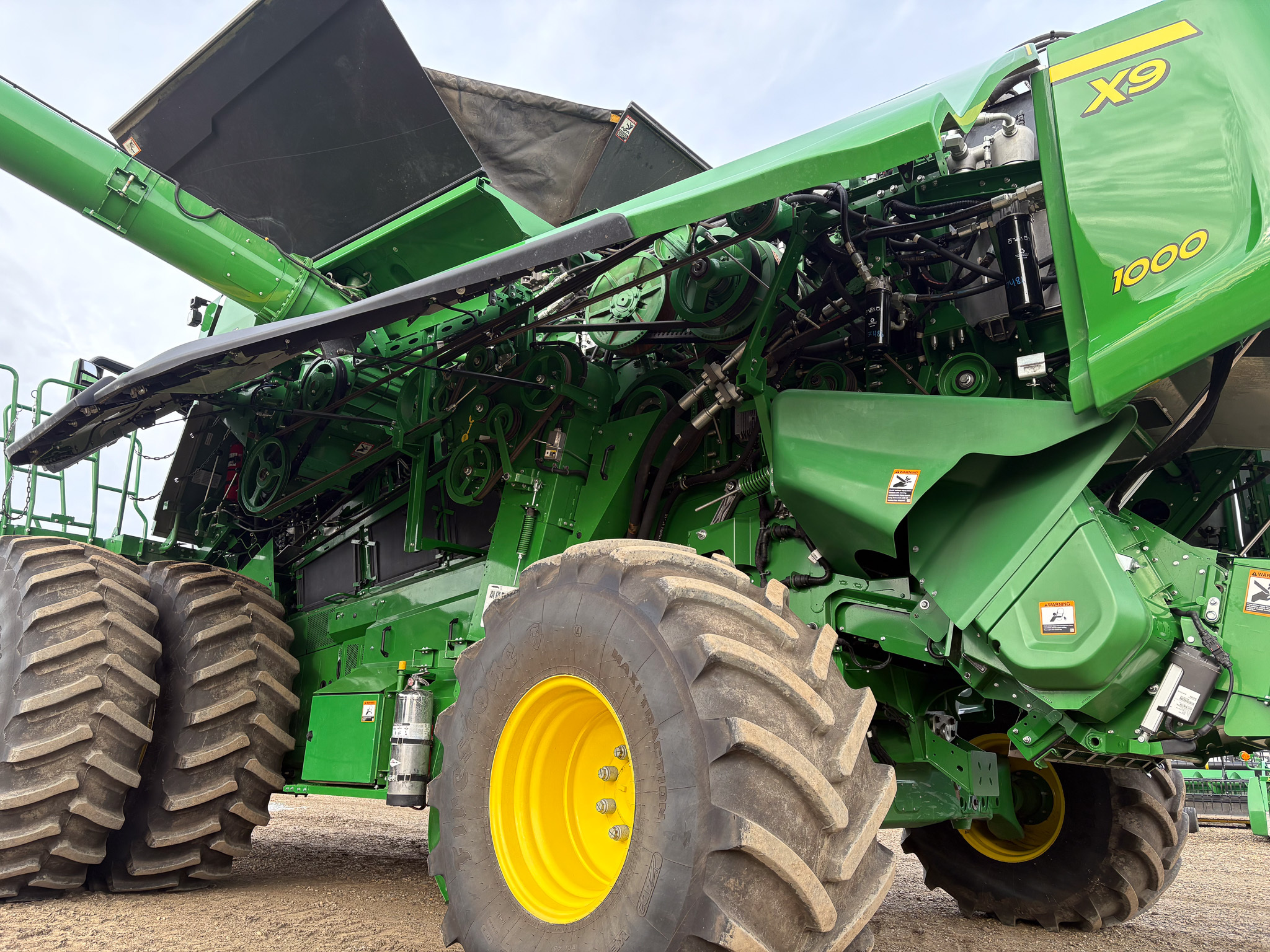 2022 John Deere X9 1000 Image 7