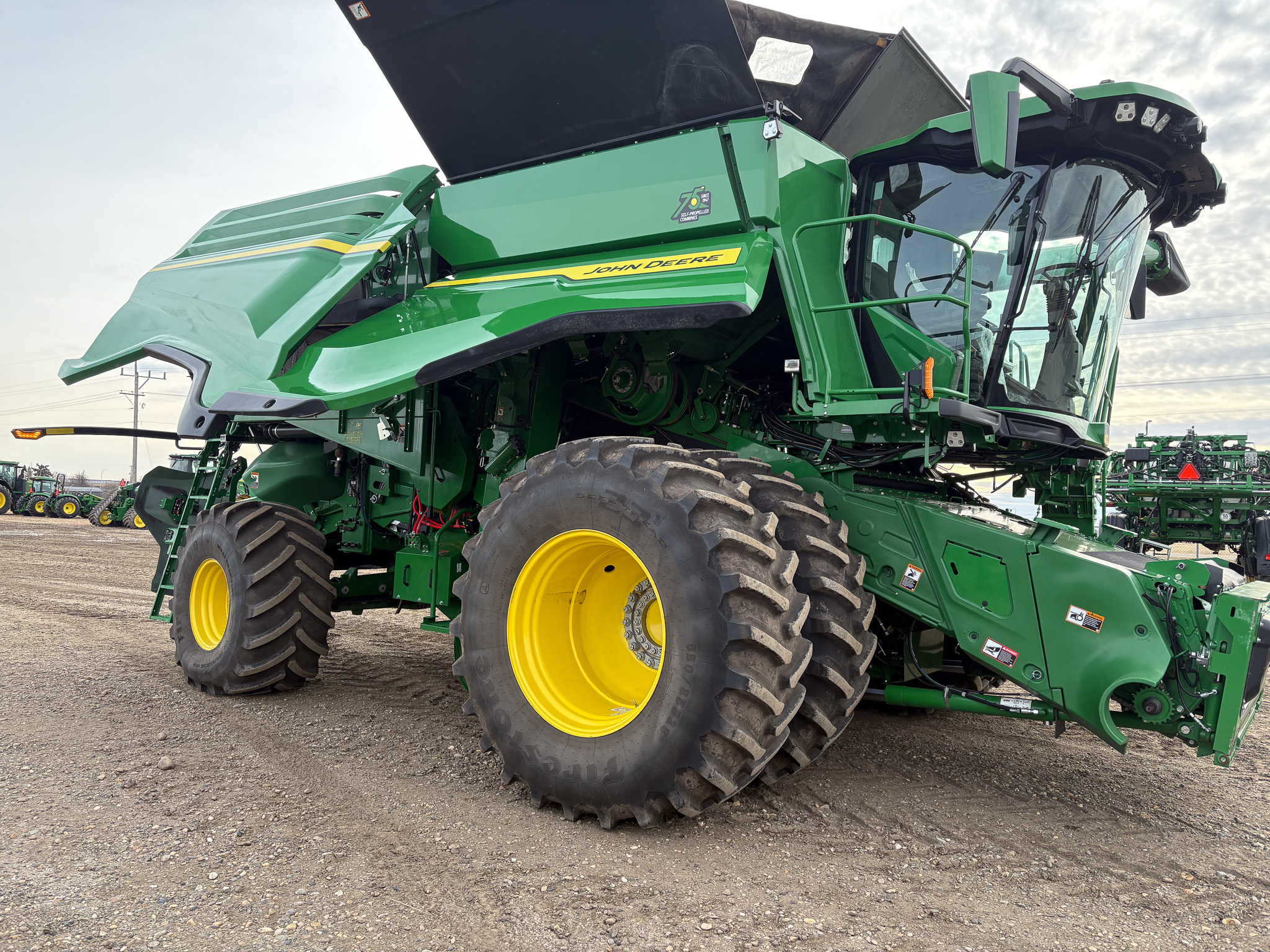 2022 John Deere X9 1000 Image 9