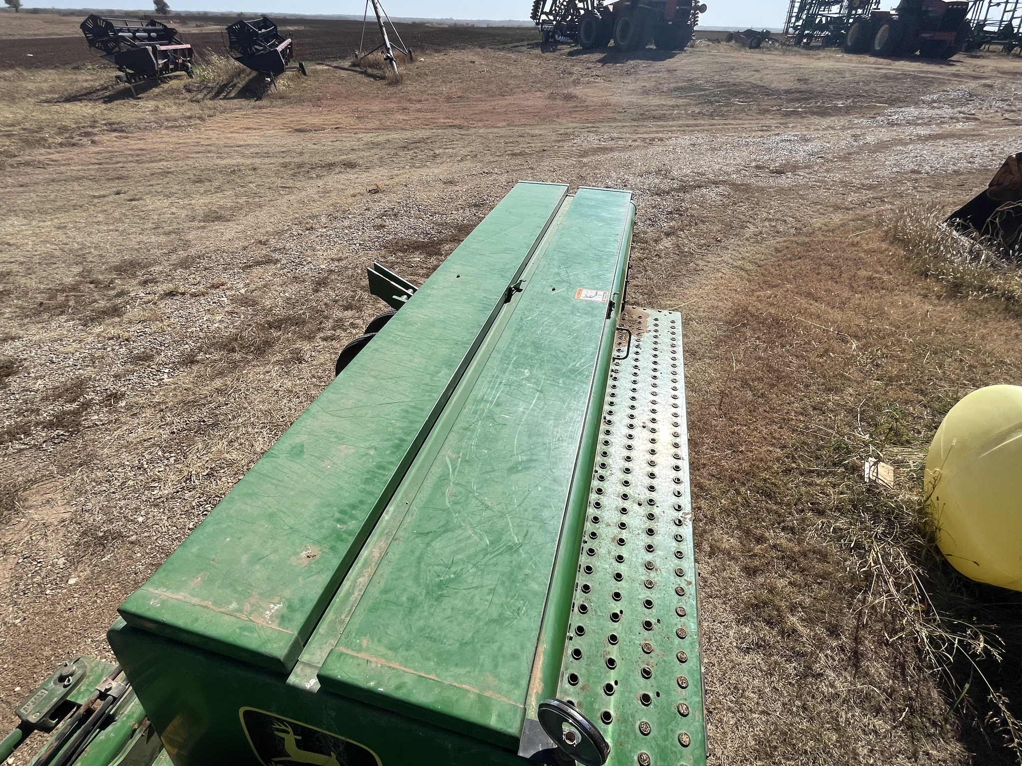 1997 John Deere 455 Image 7