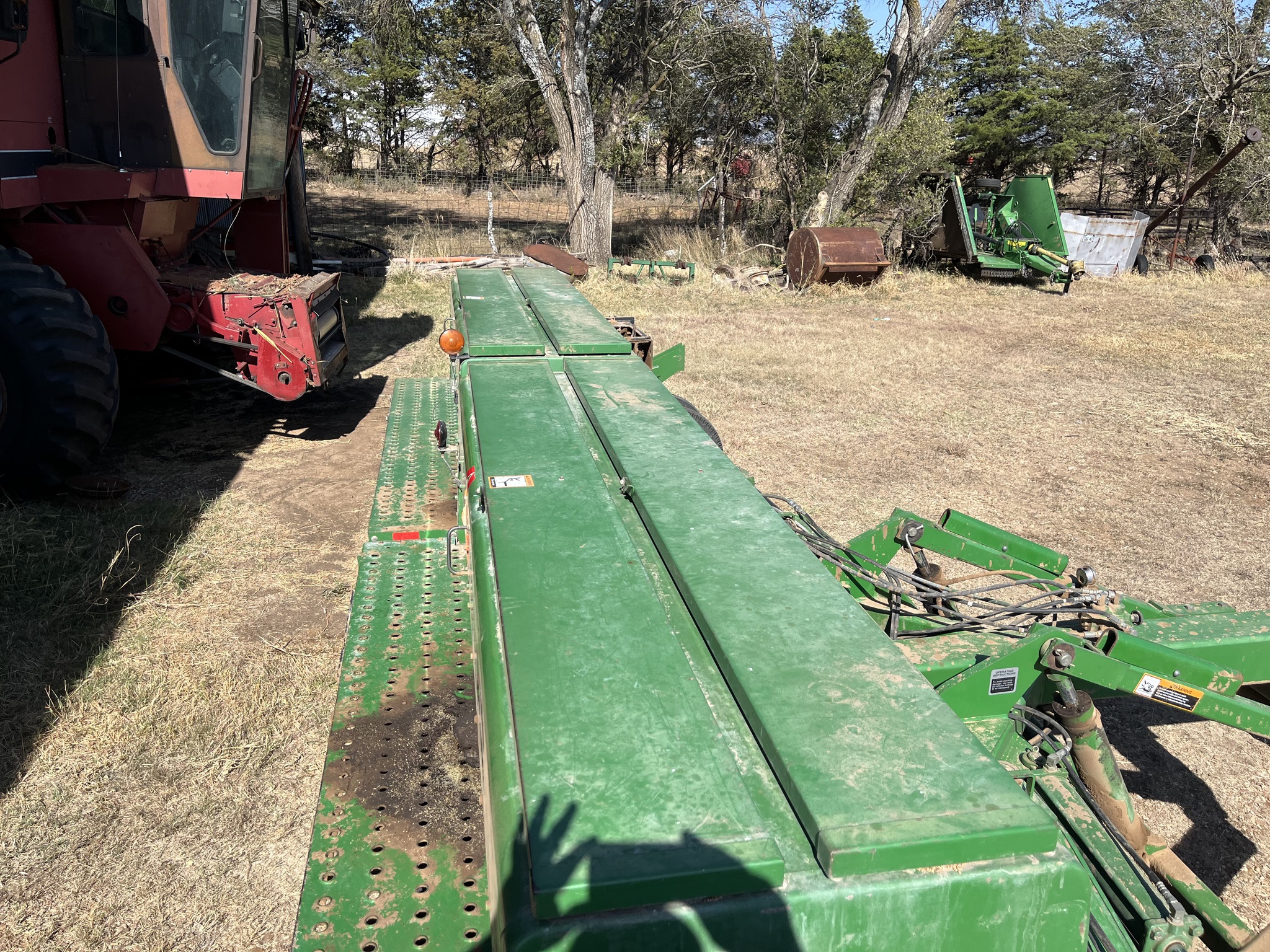 1997 John Deere 455 Image 8