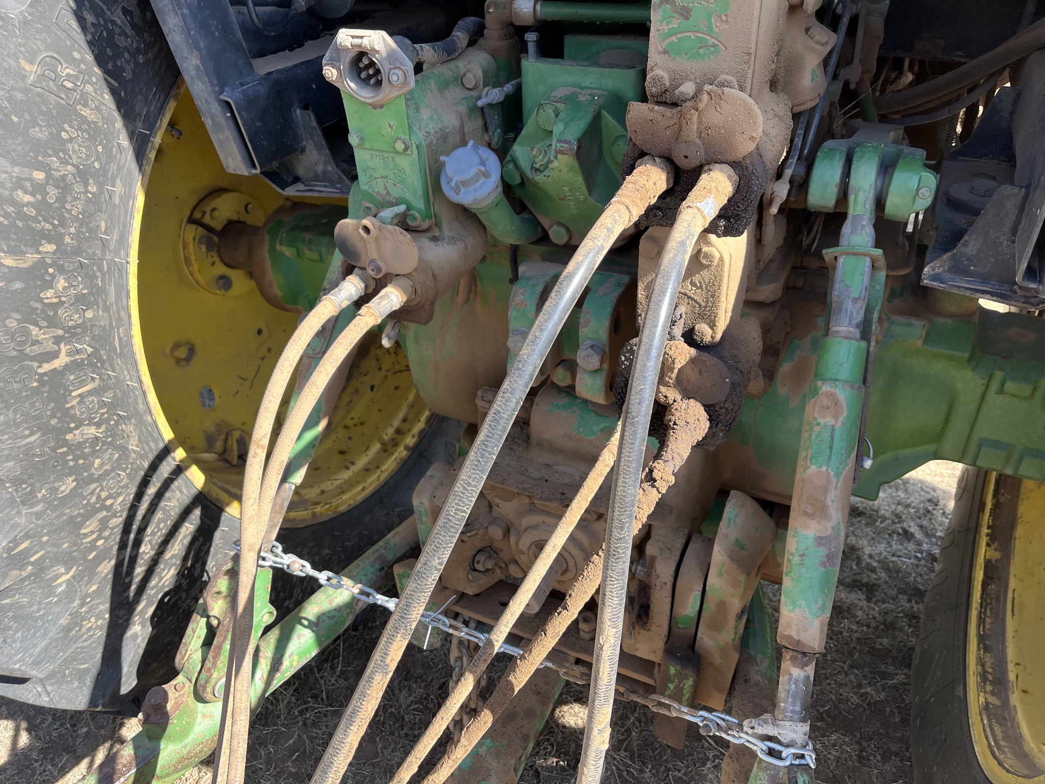 1997 John Deere 455 Image 10