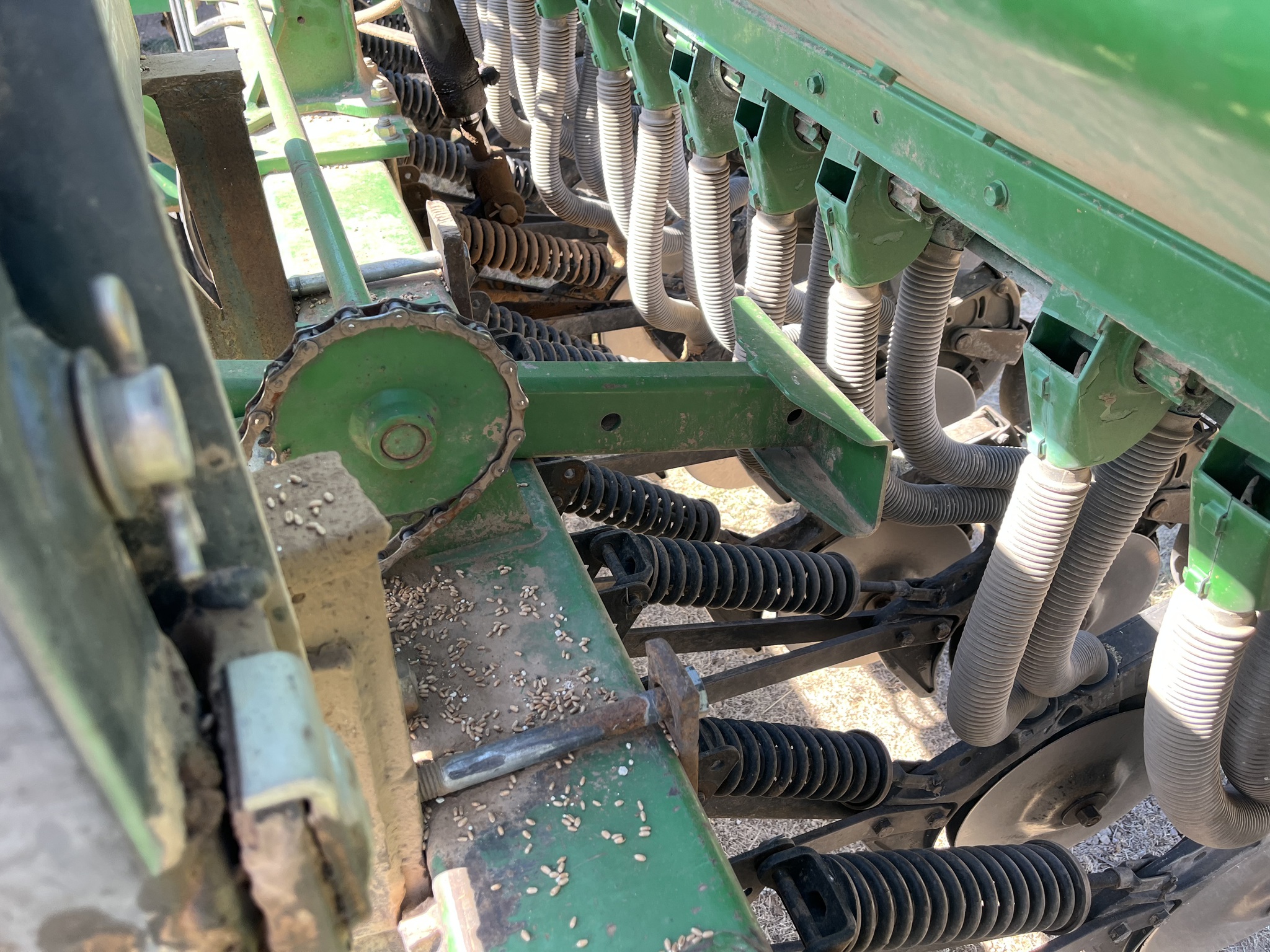 1997 John Deere 455 Image 15