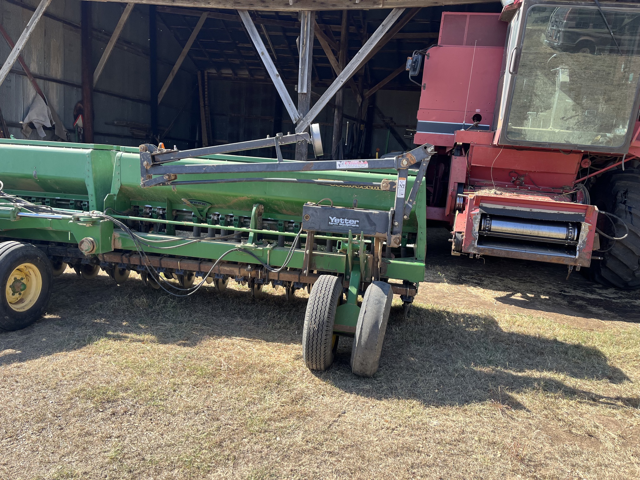 1997 John Deere 455 Image 36