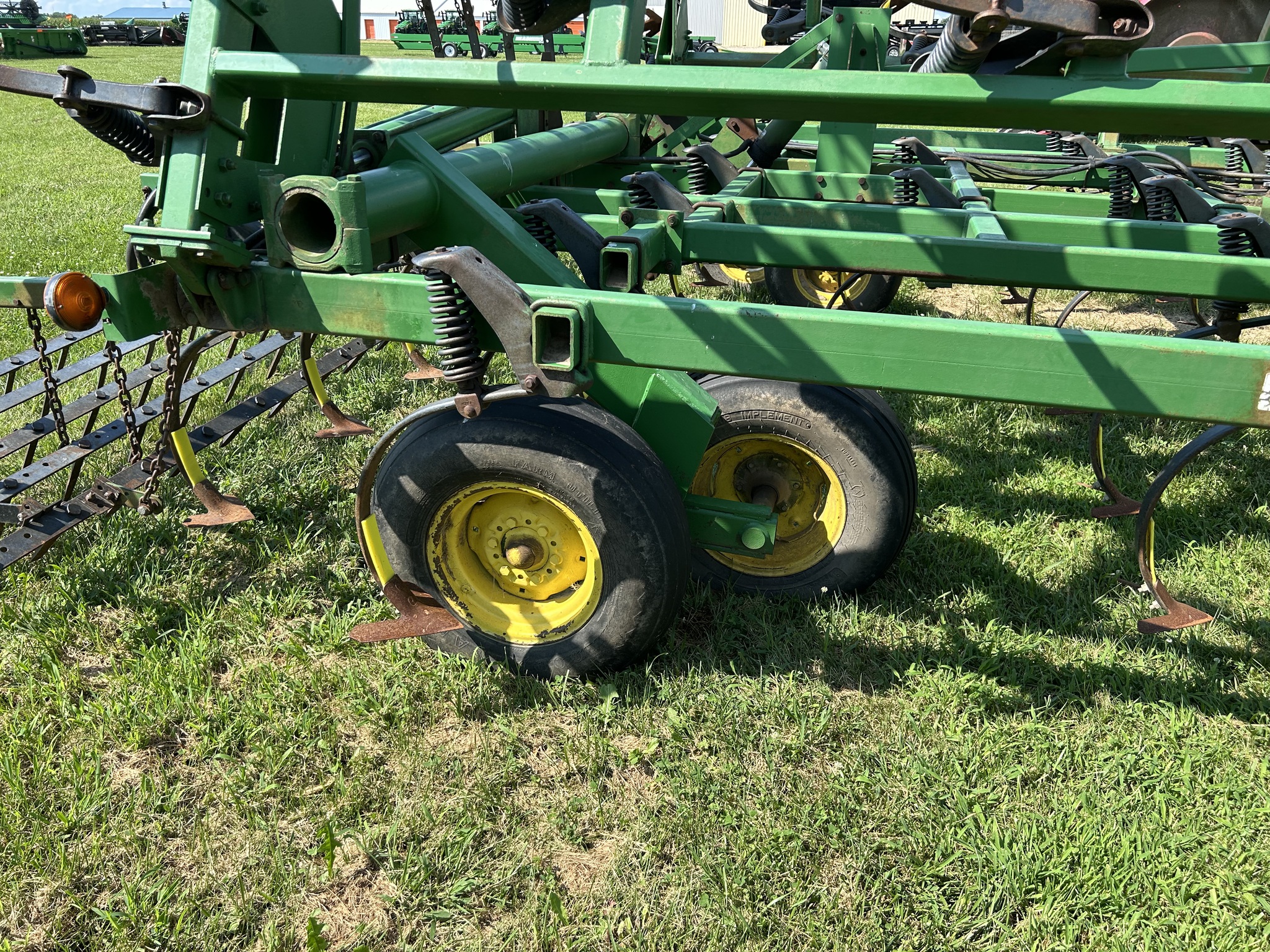  1996 John Deere 980 at Heritage Tractor in Lacon, IL