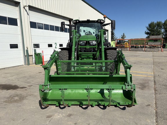 Used 2022 John Deere 6155R Row Crop Tractors at Horizon Ag & Turf in Mayerthorpe, AB - Photo3