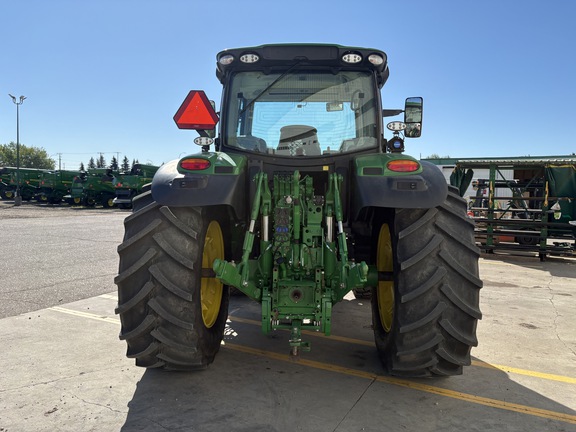 Used 2022 John Deere 6155R Row Crop Tractors at Horizon Ag & Turf in Mayerthorpe, AB - Photo6