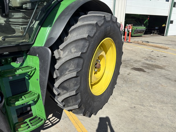 Used 2022 John Deere 6155R Row Crop Tractors at Horizon Ag & Turf in Mayerthorpe, AB - Photo14