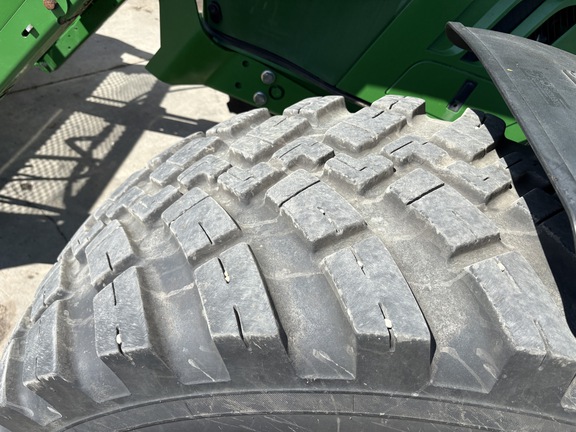 Used 2022 John Deere 6155R Row Crop Tractors at Horizon Ag & Turf in Mayerthorpe, AB - Photo13