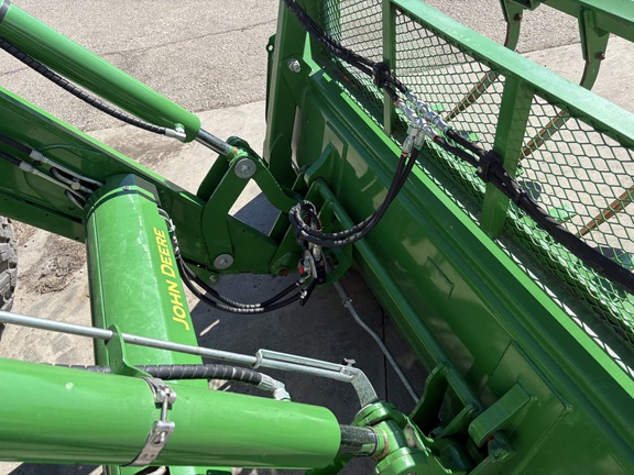 Used 2022 John Deere 6155R Row Crop Tractors at Horizon Ag & Turf in Mayerthorpe, AB - Photo23
