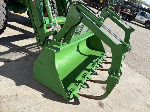 Used 2022 John Deere 6155R Row Crop Tractors at Horizon Ag & Turf in Mayerthorpe, AB - Photo8