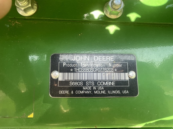 Used 2015 John Deere S680 Combines at Horizon Ag & Turf in Vermilion, AB - Photo17