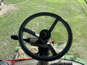 Used 2015 John Deere S680 Combines at Horizon Ag & Turf in Vermilion, AB - Photo11