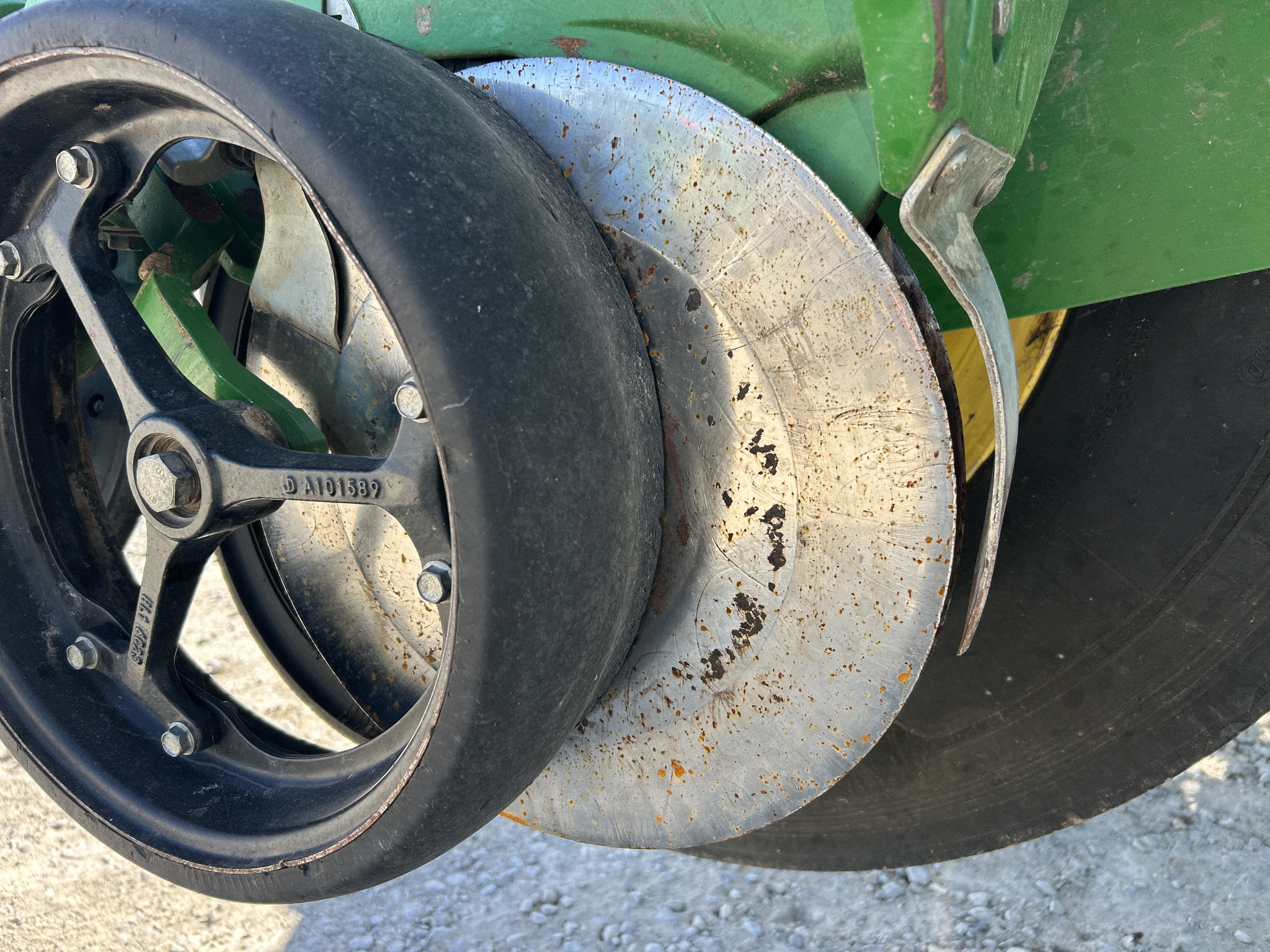  2017 John Deere 1775NT at Heritage Tractor in Clinton, MO