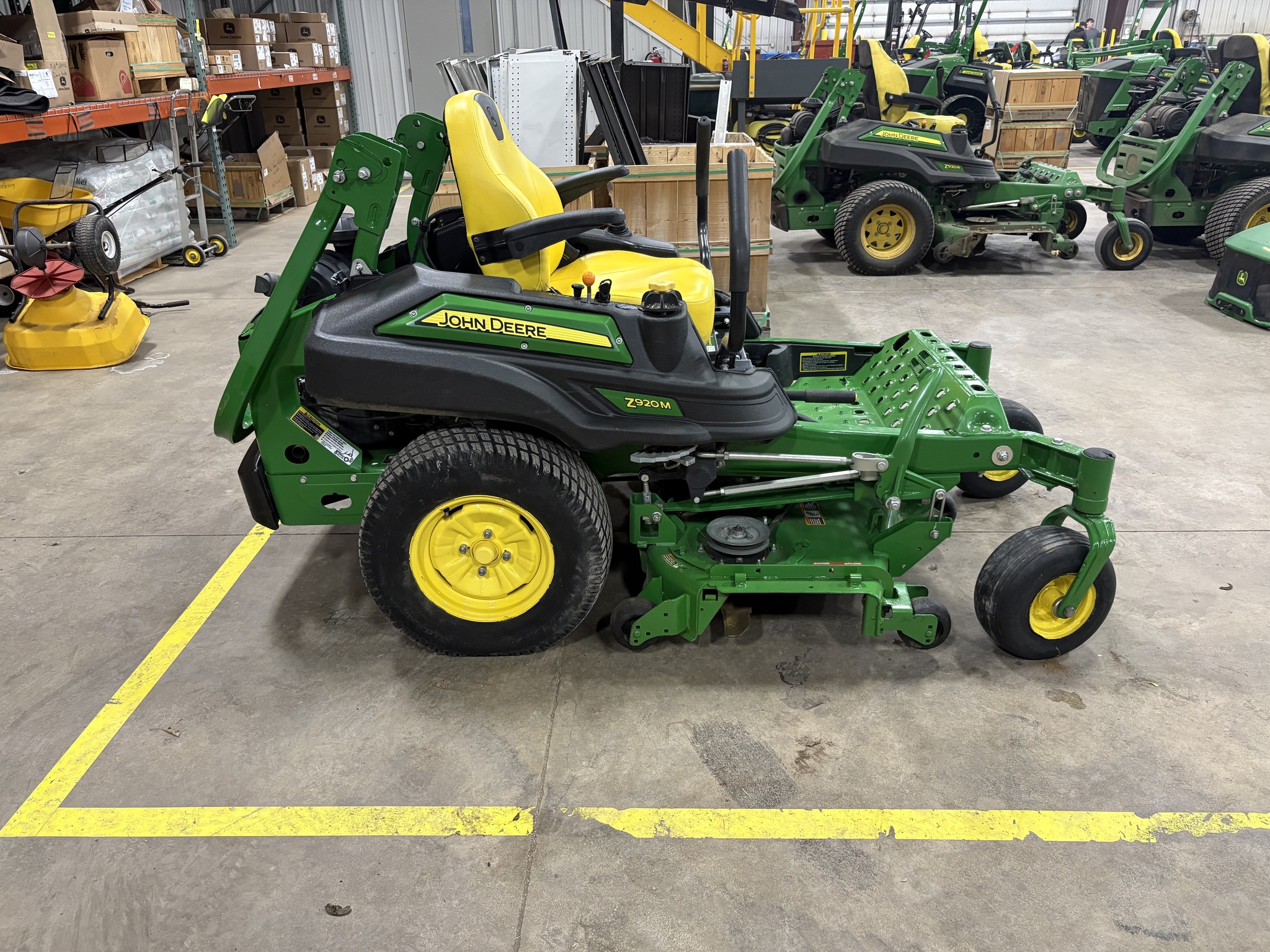 2021 John Deere Z920M Image 13