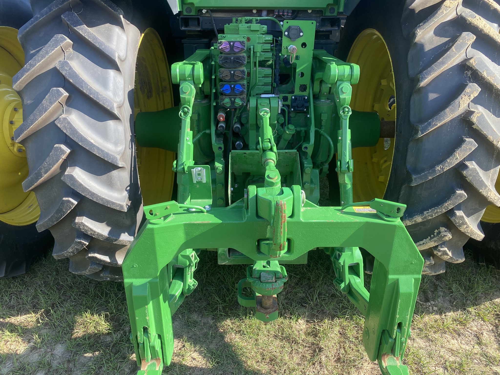 2023 John Deere 8R 310 Image 6