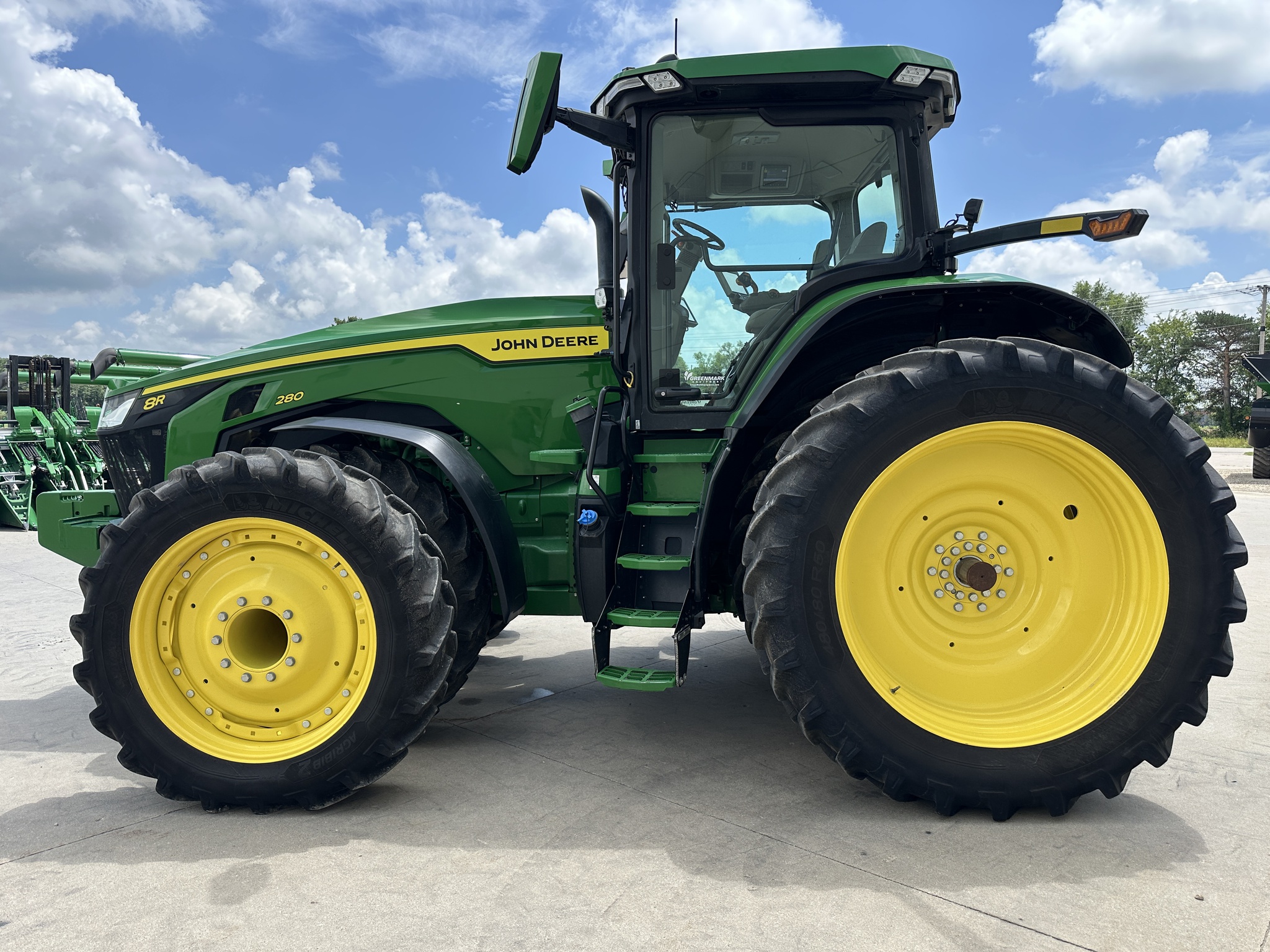 2021 John Deere 8R 280 Image 6