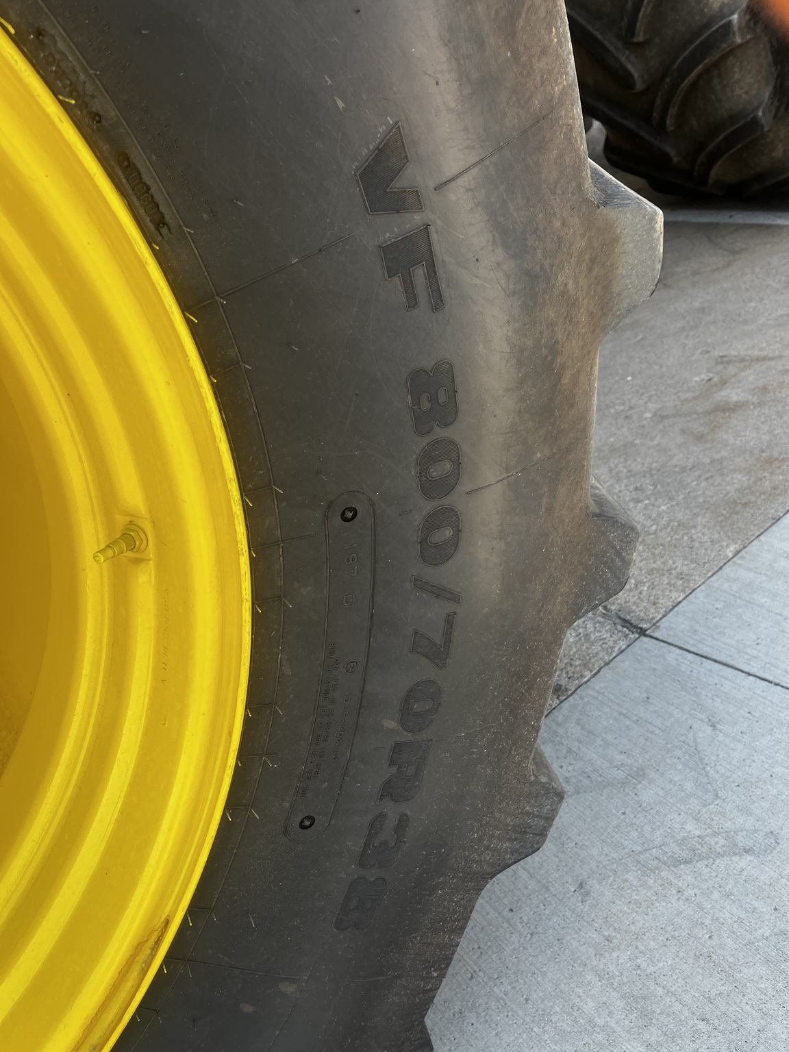2015 John Deere 9520R Image 7