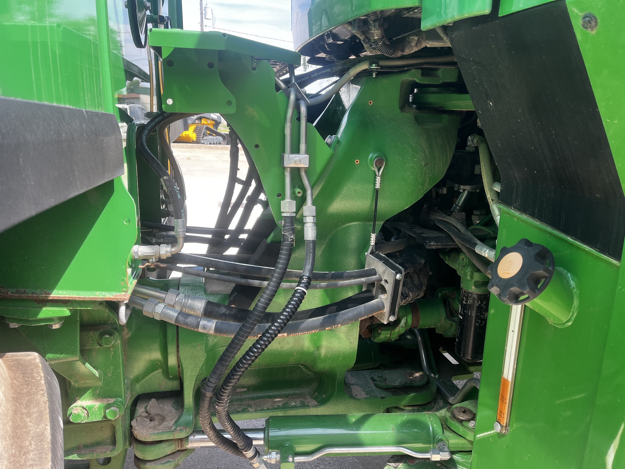 2015 John Deere 9520R Image 10