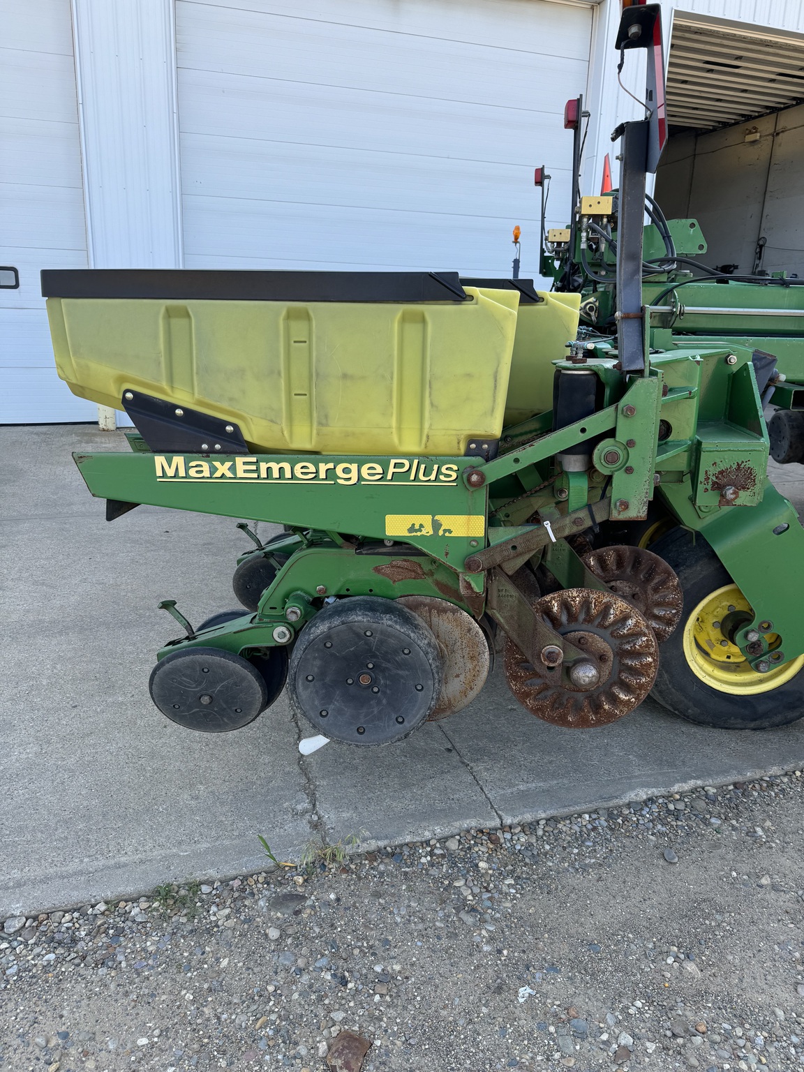 2000 John Deere 1780 Image 6