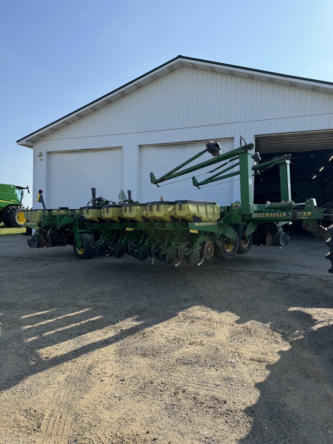 2000 John Deere 1780 Image 1