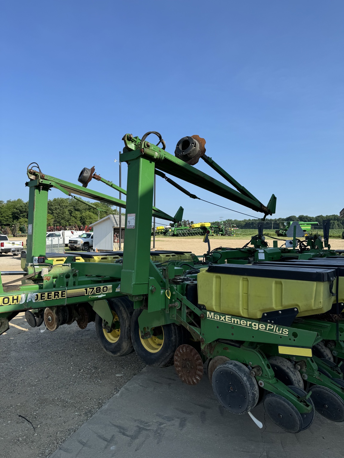 2000 John Deere 1780 Image 4