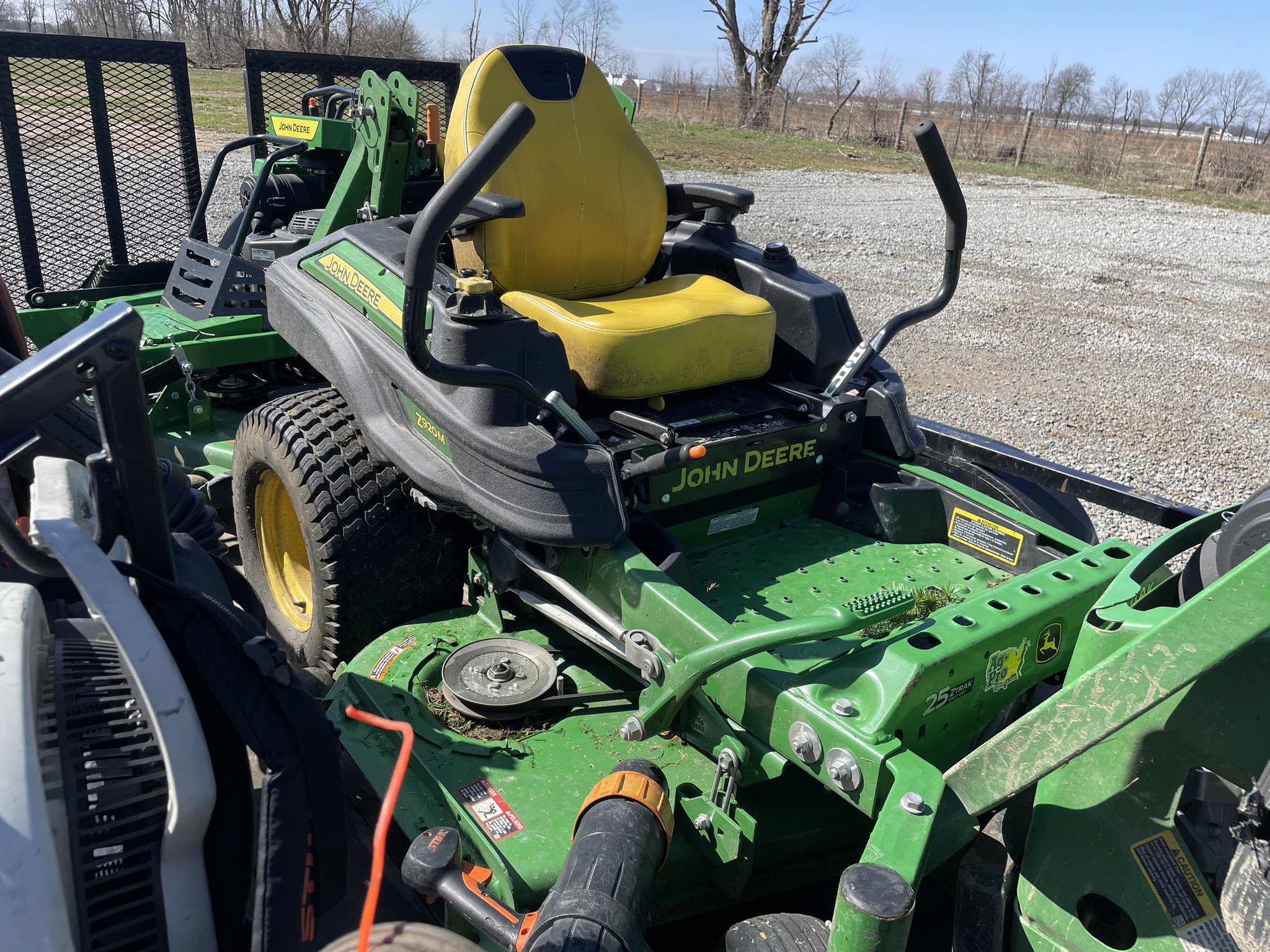 2022 John Deere Z920M Image 5