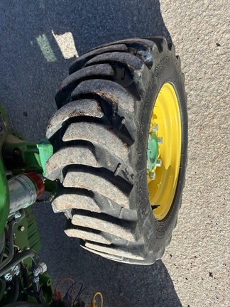 2015 John Deere 3046R (5th thumbnail)