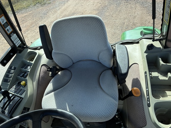 2015 John Deere 3046R (15th thumbnail)
