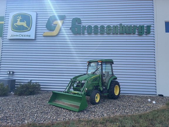2015 John Deere 3046R Used Equipment