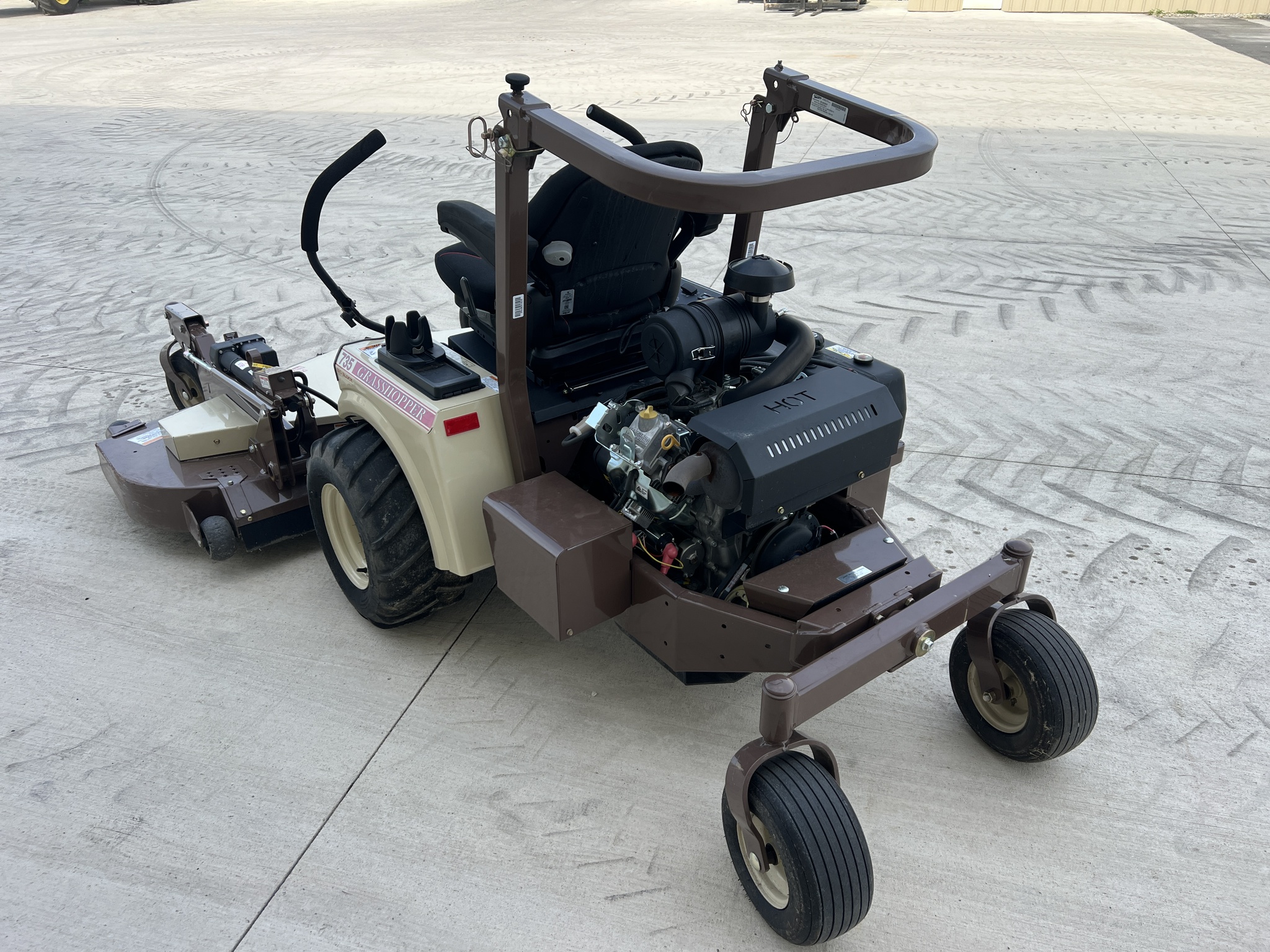 2024 Grasshopper 735BT T6 Image 5