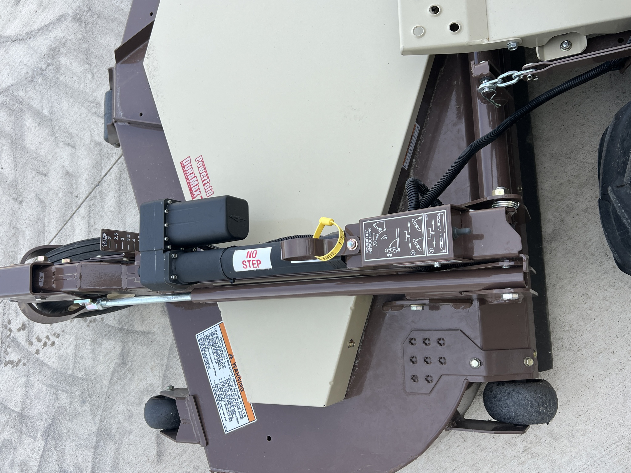 2024 Grasshopper 735BT T6 Image 9