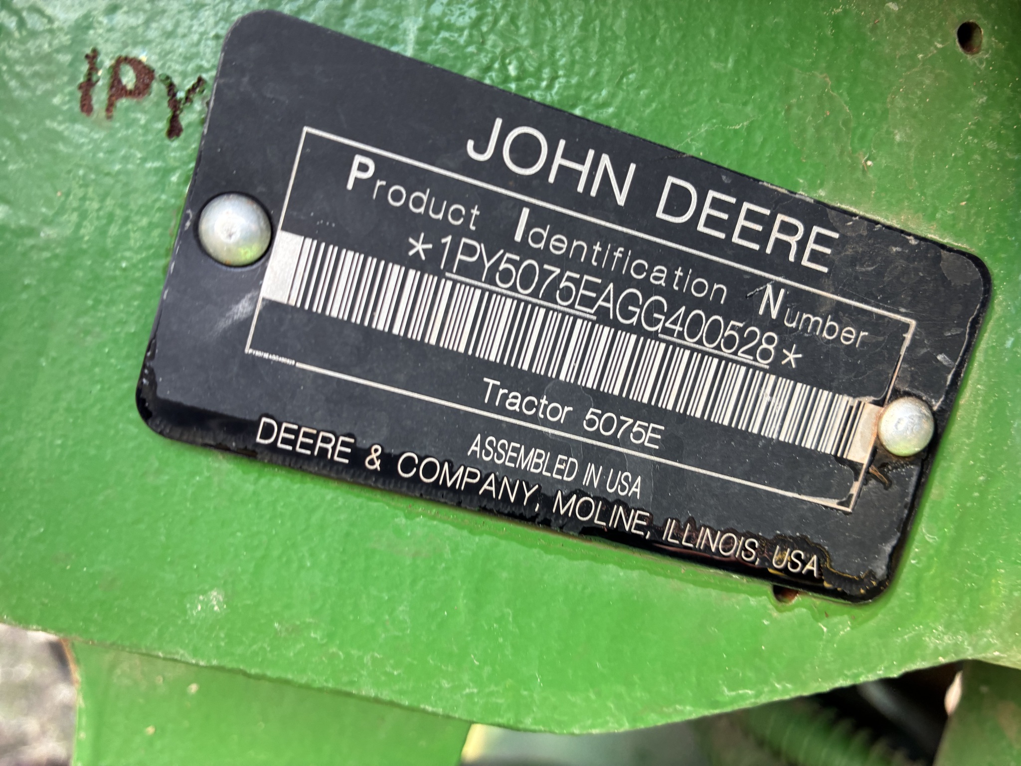 2016 John Deere 5075E Image 19