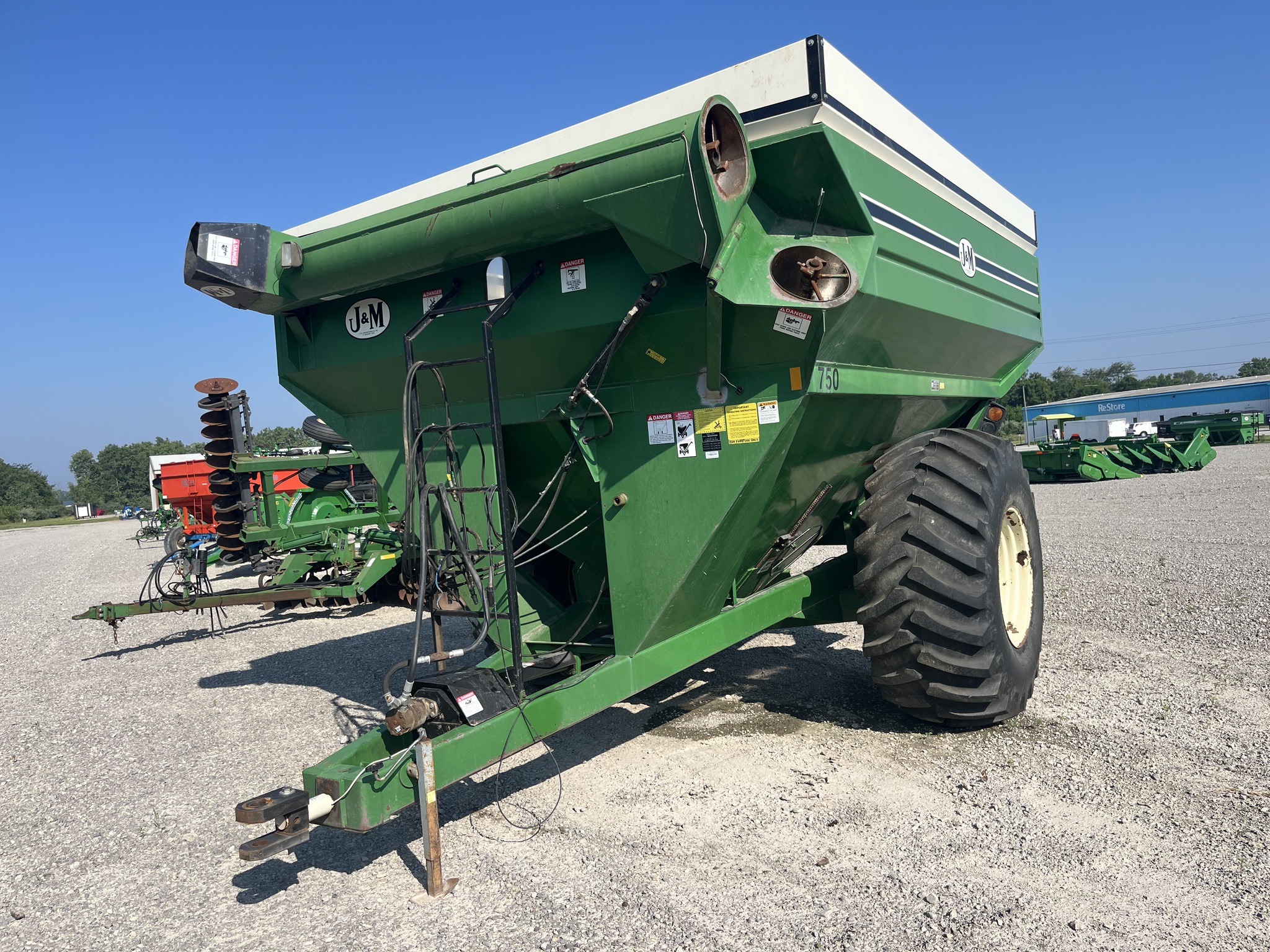 1998 J&M 750-14 Image 1