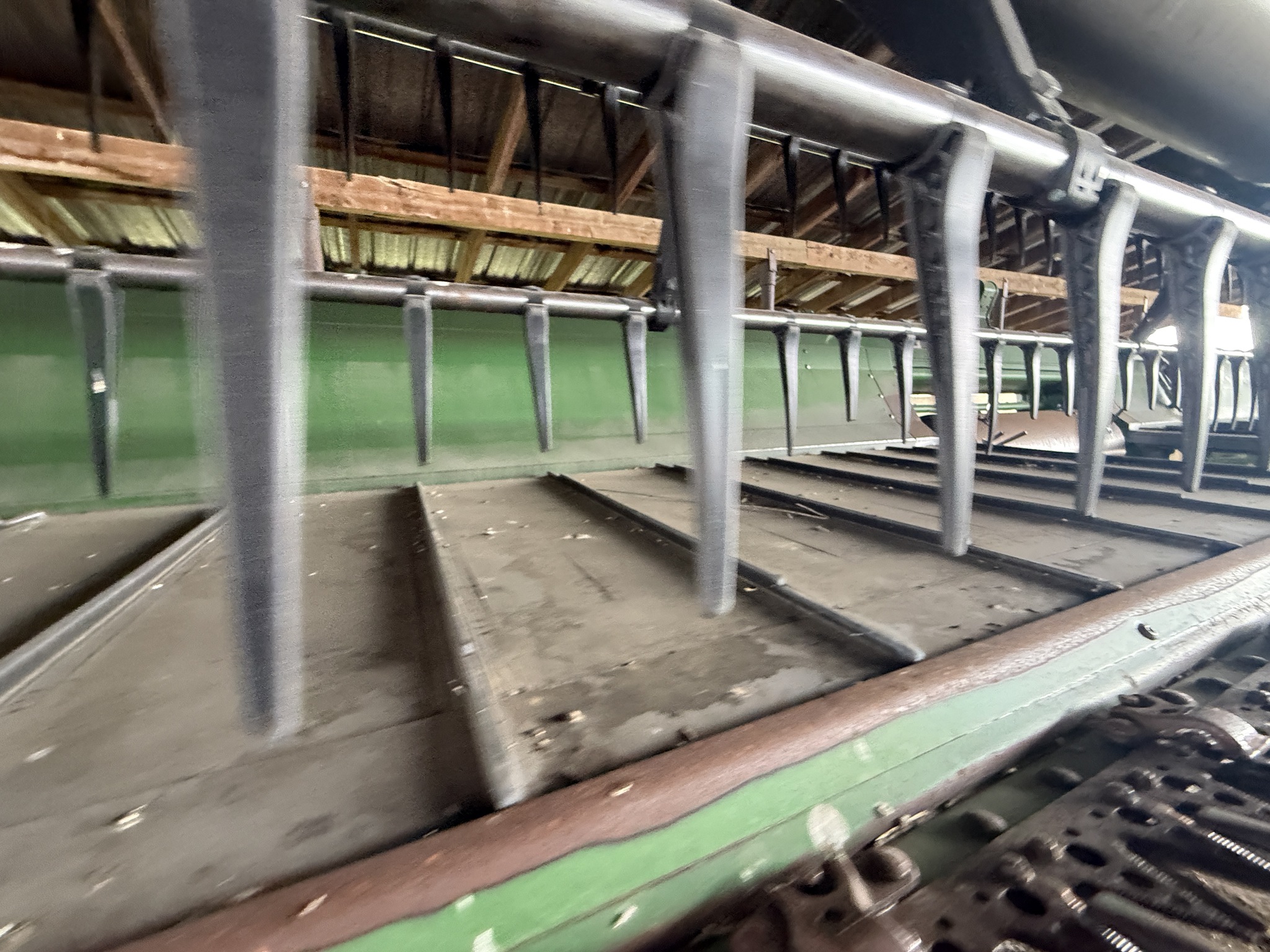 2014 John Deere S670 Image 37