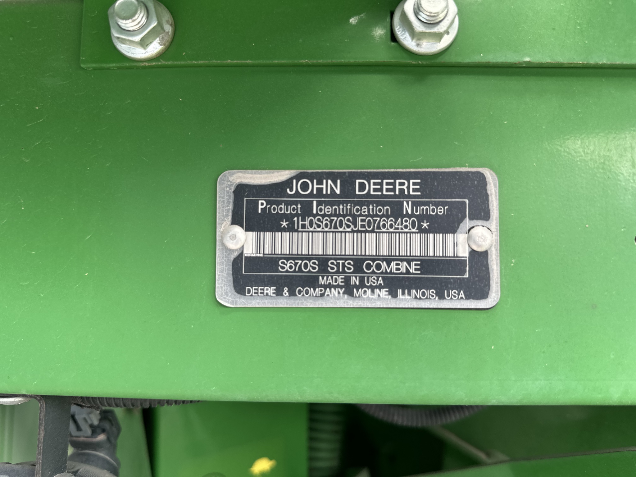 2014 John Deere S670 Image 14