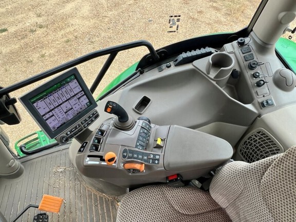 2022 John Deere 6R 130 Photo 16