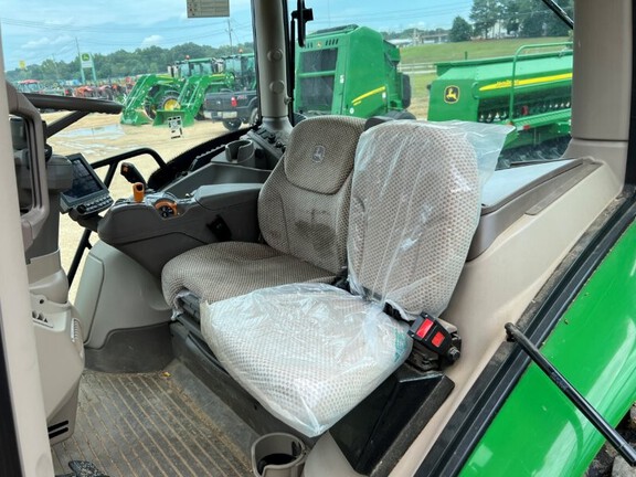 2022 John Deere 6R 130 Photo 15