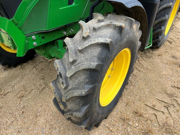 2022 John Deere 6R 130 Photo 27