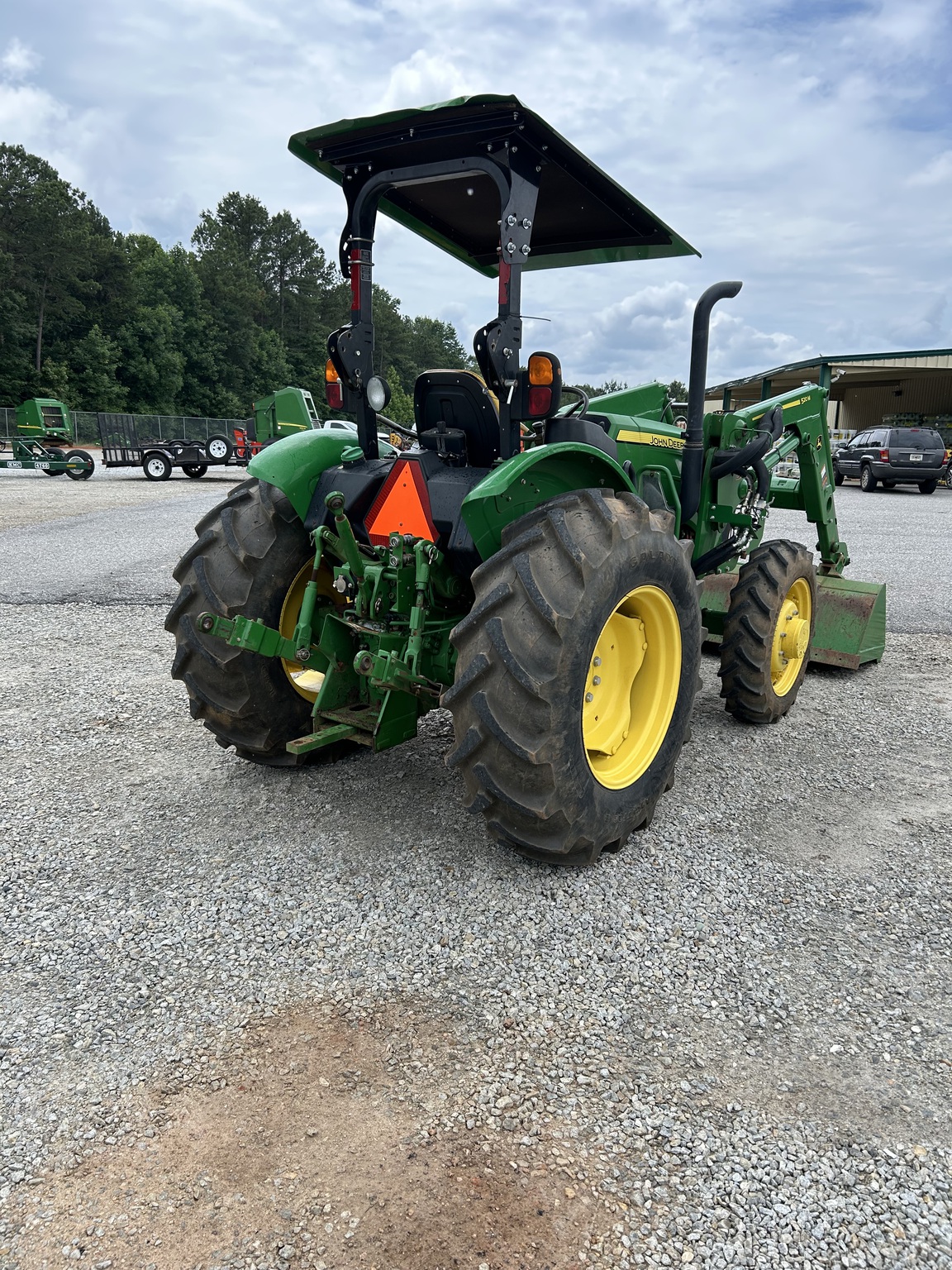 2018 John Deere 5065E Image 5